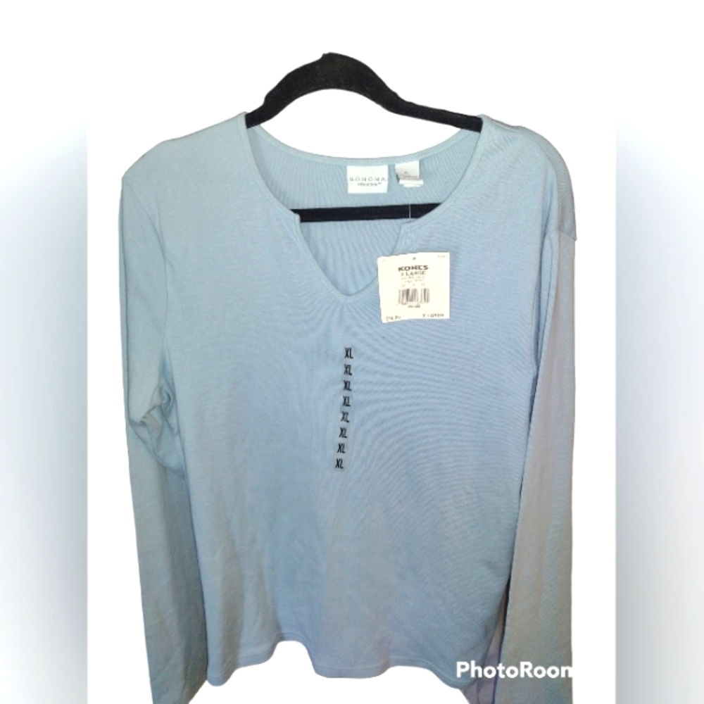 Women's Blue top  size xl NWT